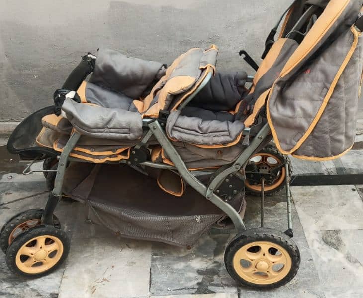 twin stroller 1