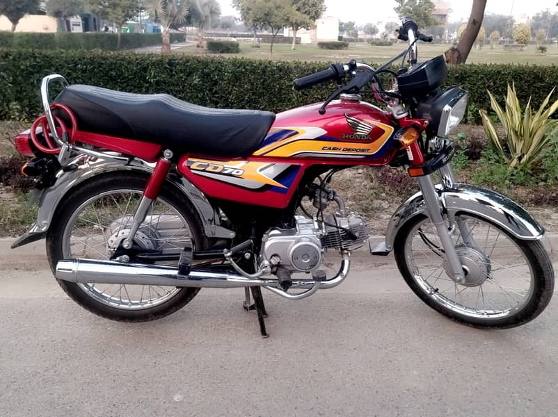 Honda CD 70 Red 2025 model 10/10 condition 0