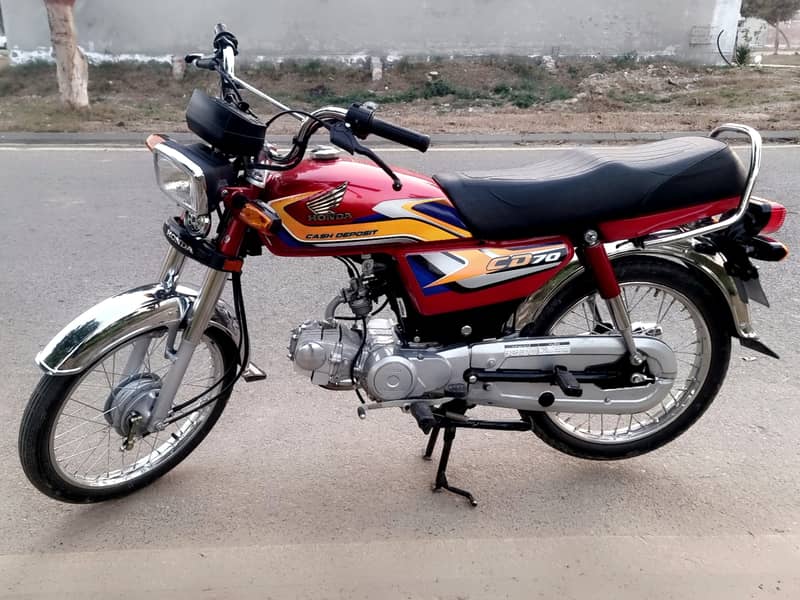 Honda CD 70 Red 2025 model 10/10 condition 3