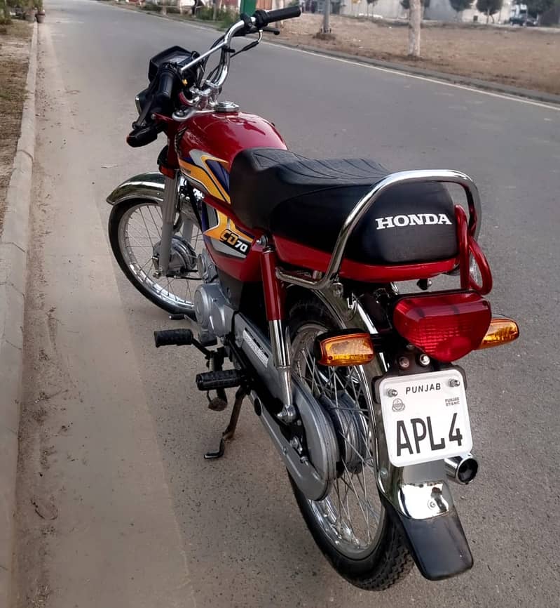 Honda CD 70 Red 2025 model 10/10 condition 8