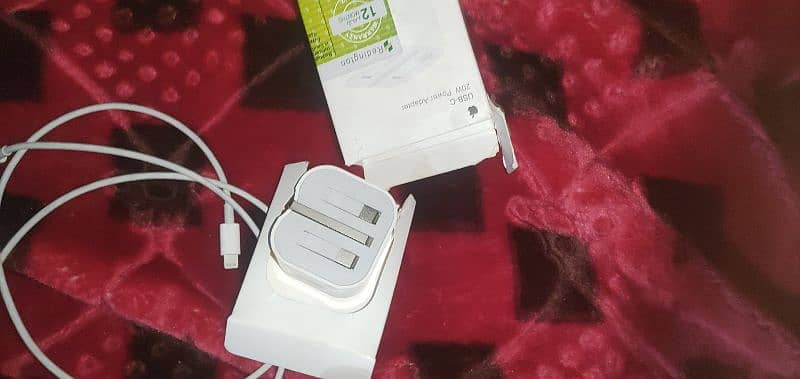 I phone 13 pro mix charger 5