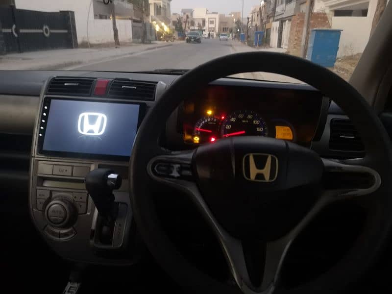 Honda Zest Spark 2014 8