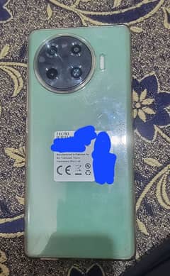 Tecno spark 20 pro plus