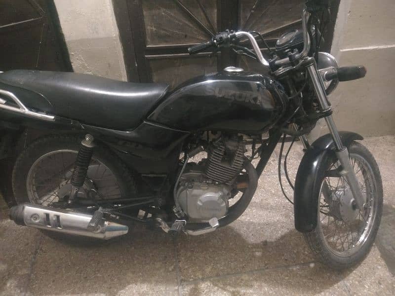 Suzuki GD110 motorcycle 5