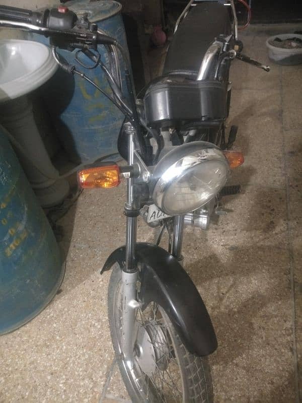 Suzuki GD110 motorcycle 7