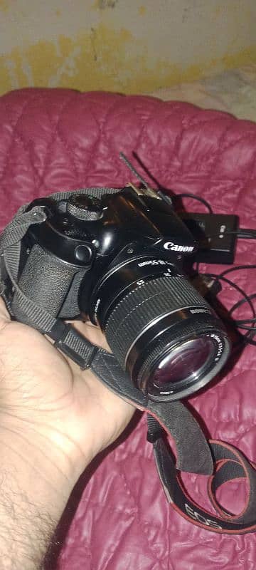 Canon 1300 D 4