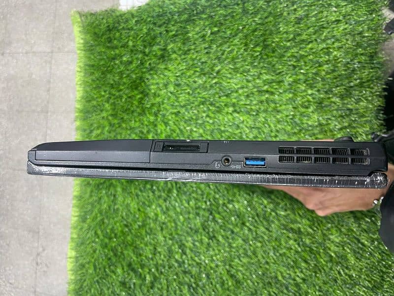 Lenovo Thinkpad T430s Slim Light weight 3