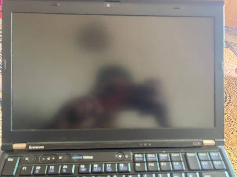 Lenovo Thinkpad model x220 with SSD 3