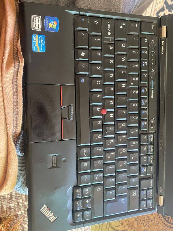 Lenovo Thinkpad model x220 with SSD 4