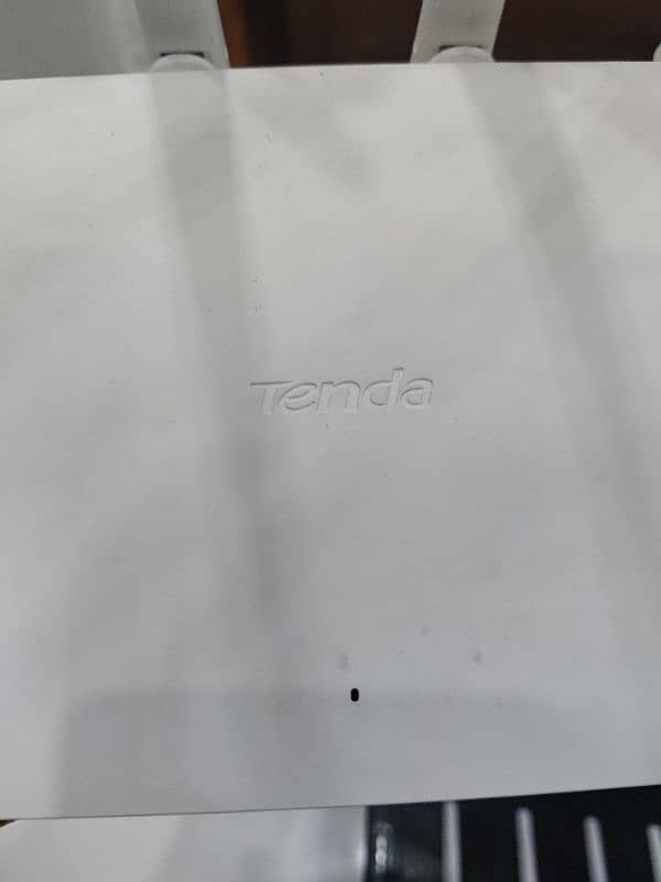 Tenda Wireless Router 4 antenna 1