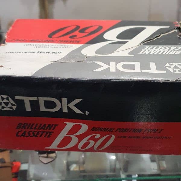 TDK B-60 Audio cassette 4