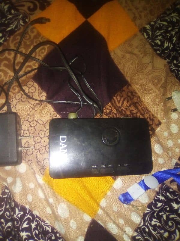 LCD k sath connat ho ta hai 6