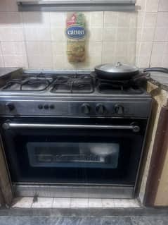 Stove operational plus baking oven.