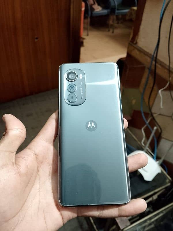 pta approved motorola edge 2022 for sale 0