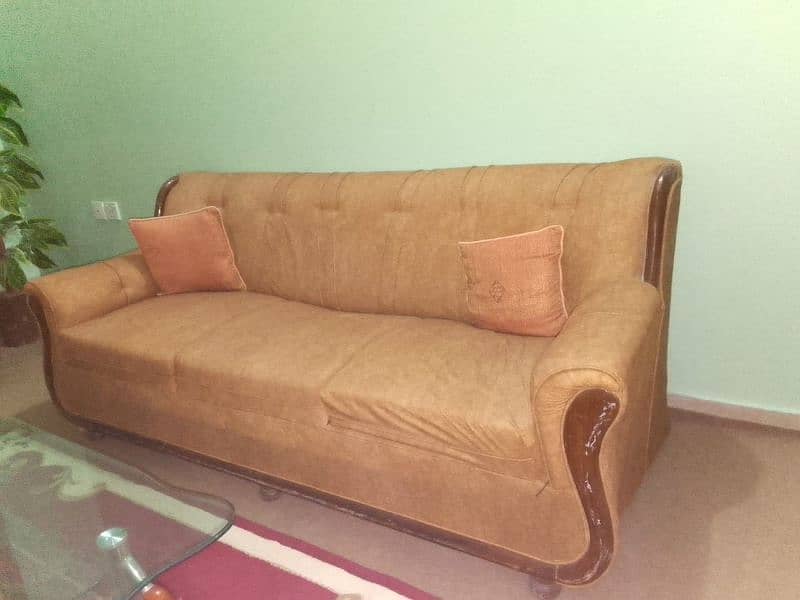 Selling Five Seater Sofa Set 1