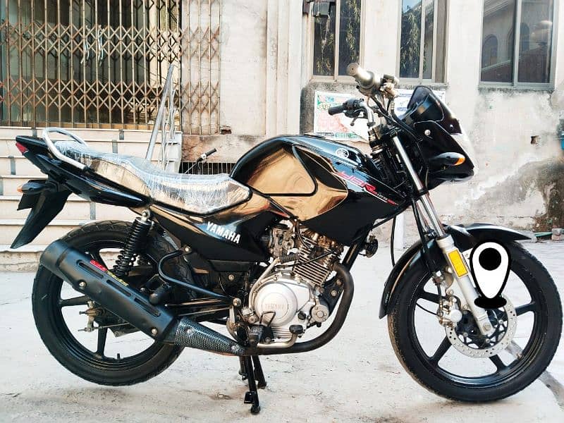 Yamaha ybr modle 20 total ganiun punjab num O3278O8O89O 0