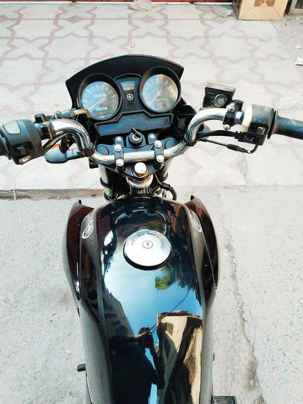 Yamaha ybr modle 20 total ganiun punjab num O3278O8O89O 4