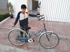 Kids cycle used slightly for 6 months ages 10 to 18