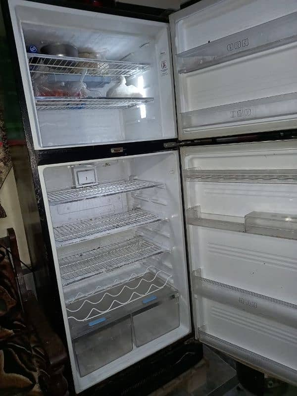 Kenwood refrigerator full ok 2