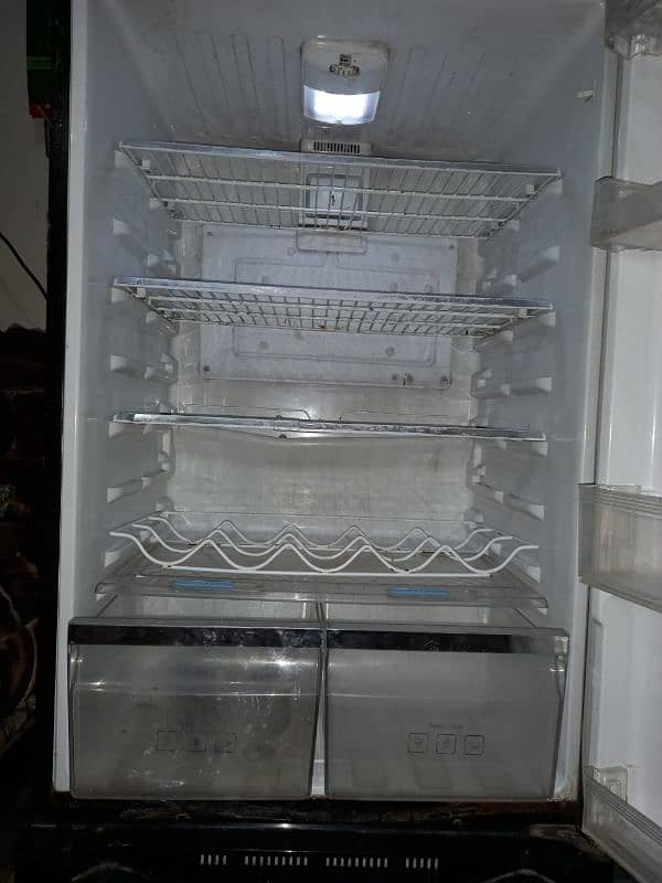 Kenwood refrigerator full ok 6