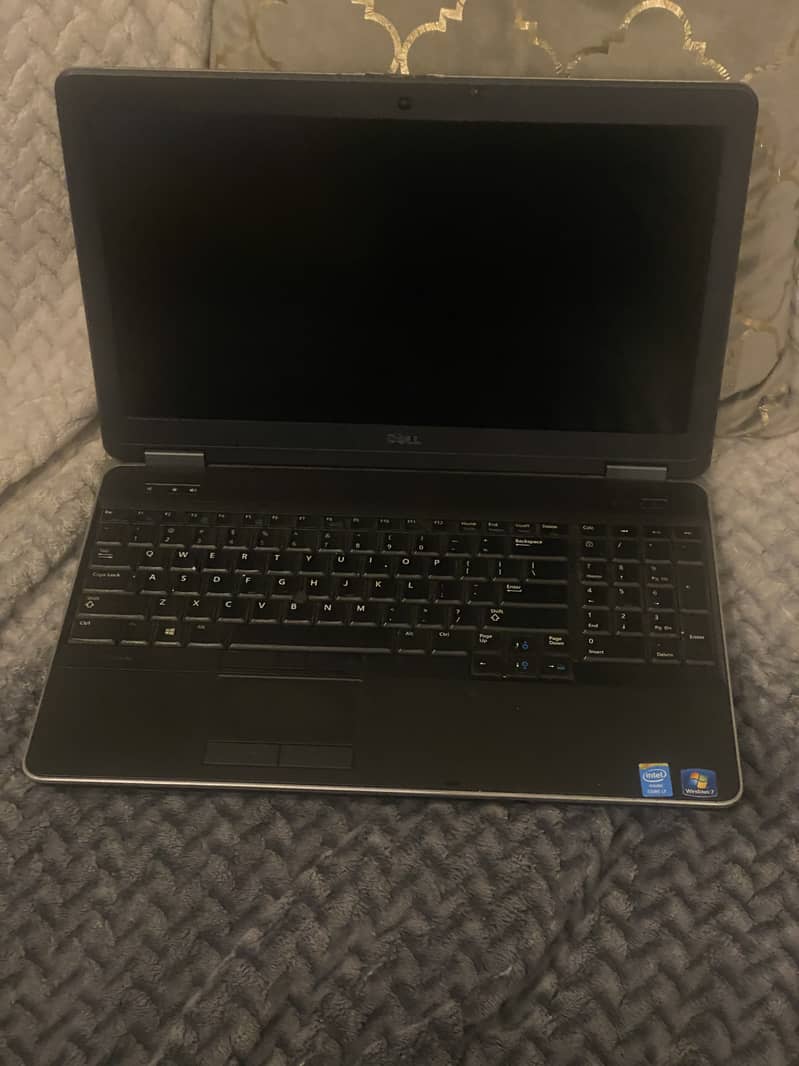 Dell Latitude E6540 1