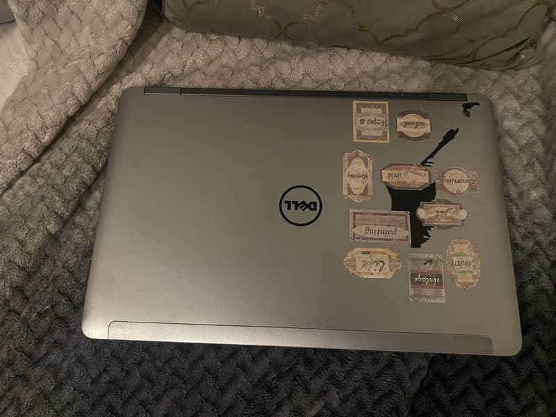 Dell Latitude E6540 2