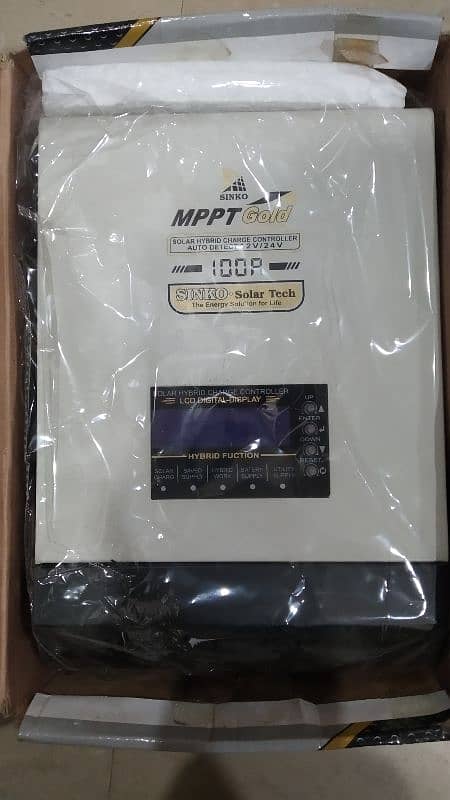 Sinko Solar MPPT Gold 100 A Auto 12V -24V Maximum PV Input 160 V DC 0