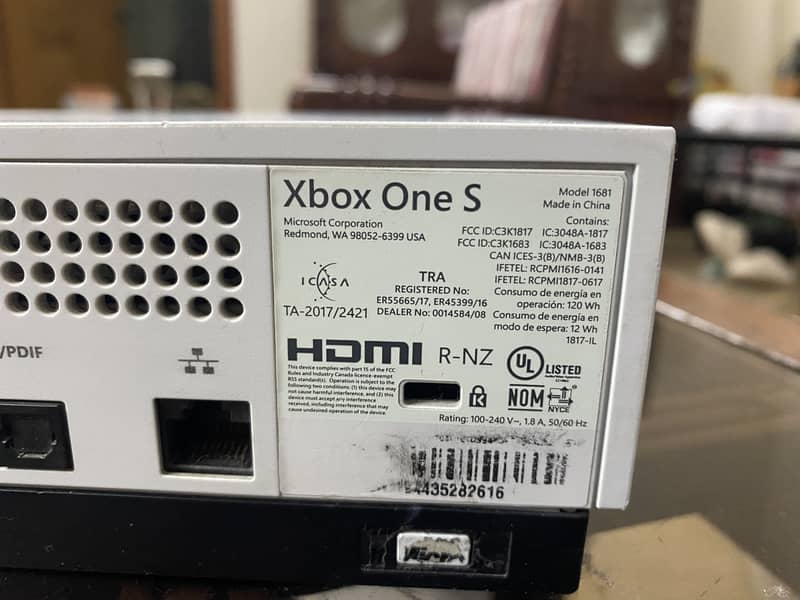 Xbox one S 1tb for sale with box original Negotiable price 5