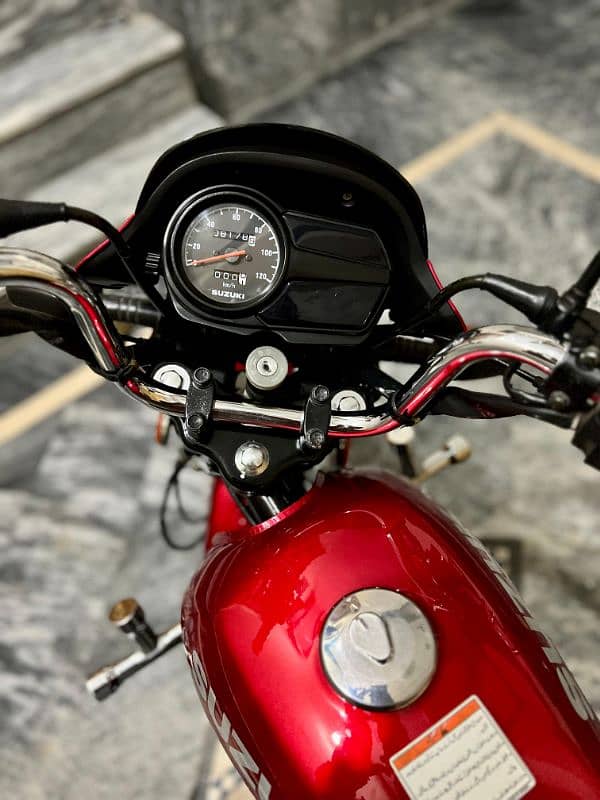 SUZUKI GD 110S 2019 MODEL WITH GOLDEN NUMBER. 3