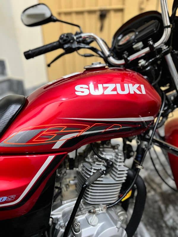 SUZUKI GD 110S 2019 MODEL WITH GOLDEN NUMBER. 4