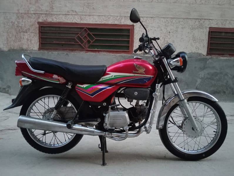 Honda 100 Euro 2 2012 0