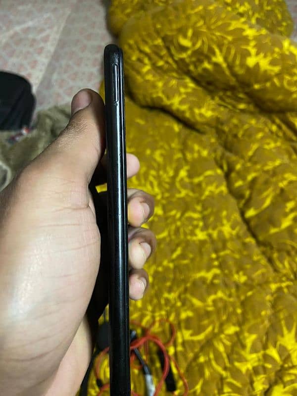 redmi note 8 for sale. . . . . . 4gb/64gb 4