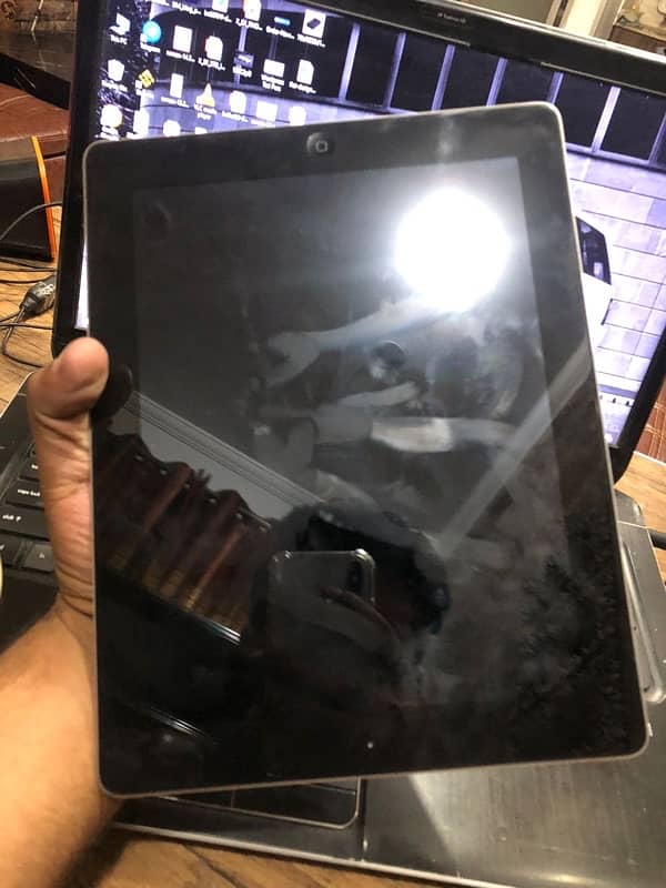 Ipad 2 good condition For sale 6