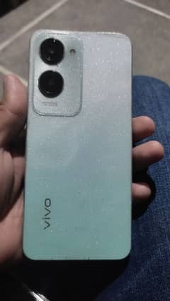 Vivo Y18