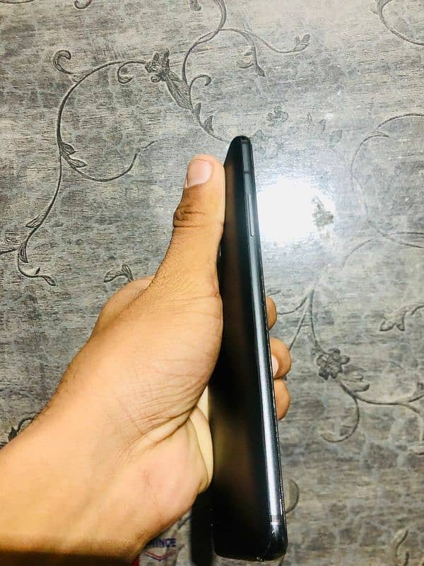 One plus 7pro pta proved for sale 03029020147 2