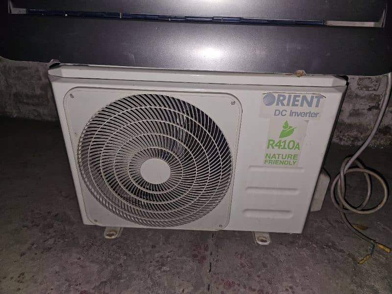 Orient 1.5 ton DC inverter 0303 0646720 1