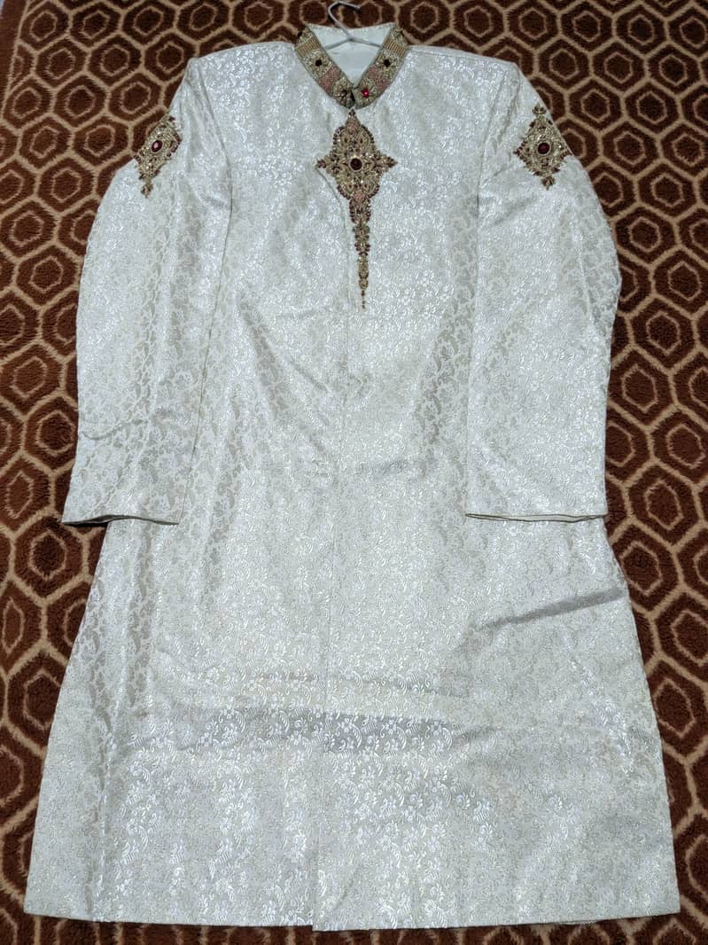 Sherwani for sale 9.8/10 Condition 2