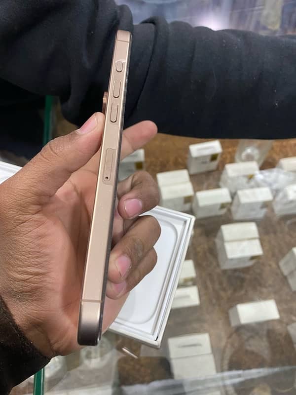 iPhone 16 pro max pta approved 1