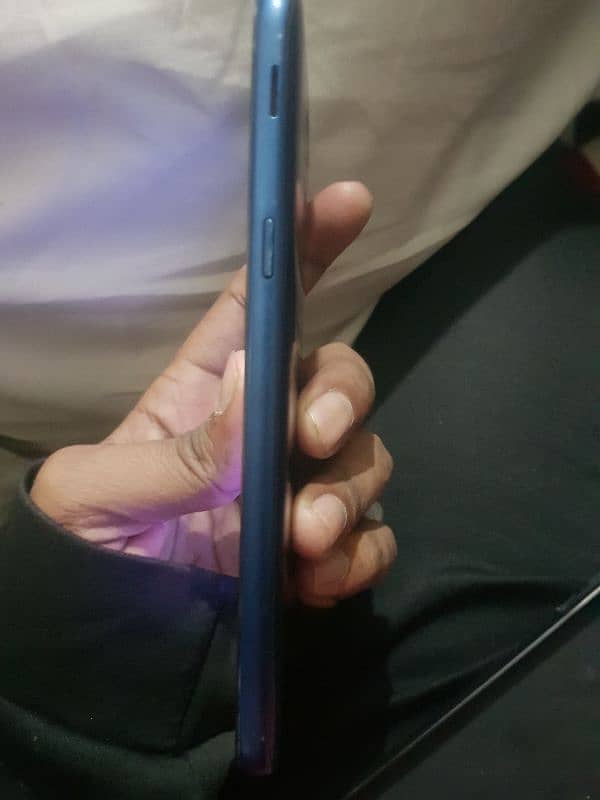 samsung j6 used like new 0