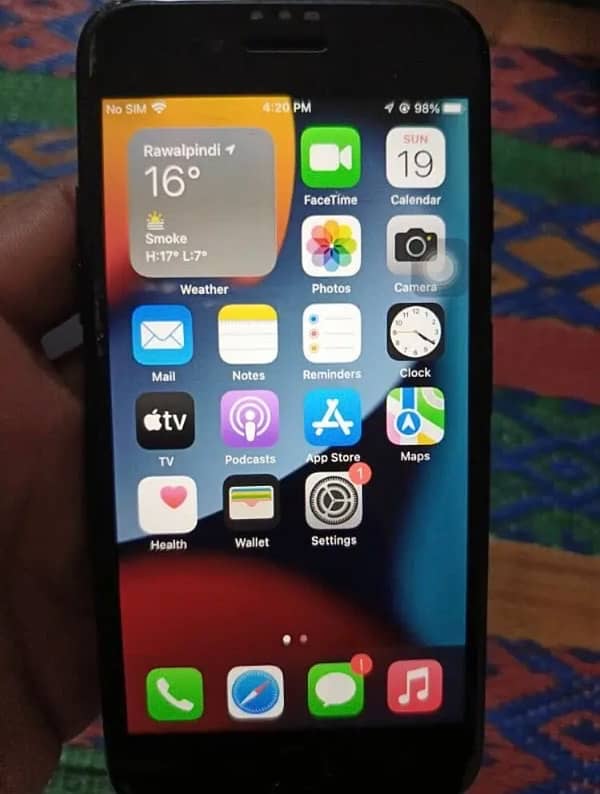 iPhone 7/ 256gb / 4 month all sim working 0