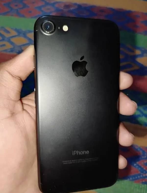 iPhone 7/ 256gb / 4 month all sim working 1