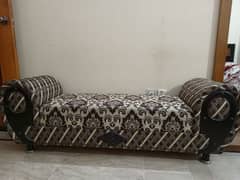 7 SEATER SOFA SET WITH 1 CENTRE TABLE 2 SIDE TABLE AND 1 DEEWAN