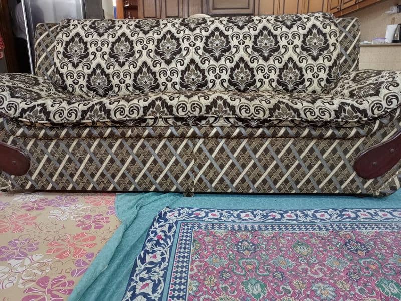 7 SEATER SOFA SET WITH 1 CENTRE TABLE 2 SIDE TABLE AND 1 DEEWAN 13