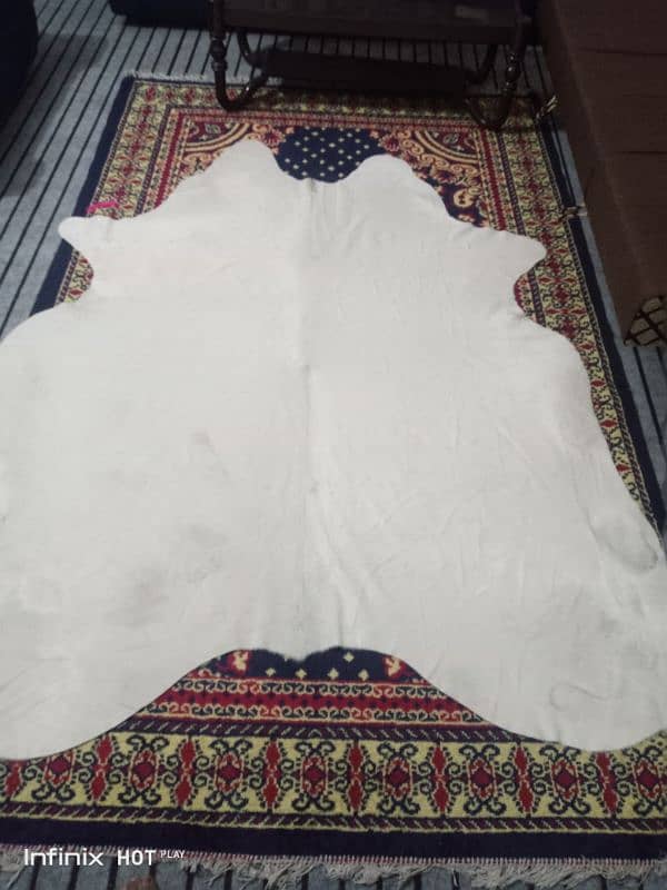 Original cow skin rug 0