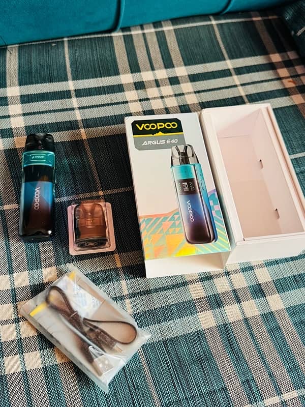 VOOPOO Argus E40 Pod System 40W Just Box Open 0