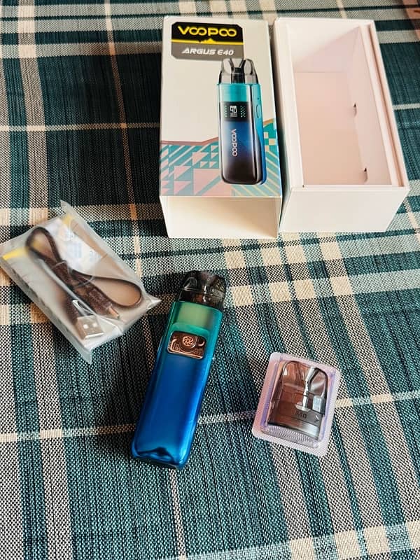 VOOPOO Argus E40 Pod System 40W Just Box Open 3