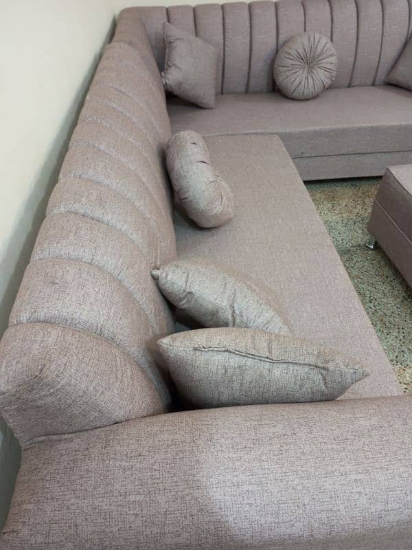 L shaped sofa 7 seater Brand New Condition 2