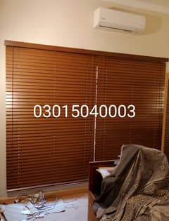 Window blinds/Wallpaper/Wood floor/Pvc floor