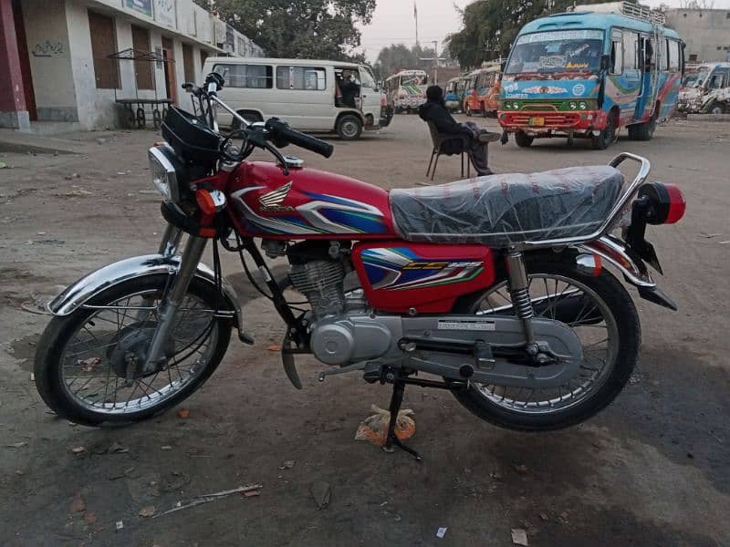 Honda CG 125 2022 Red color 0