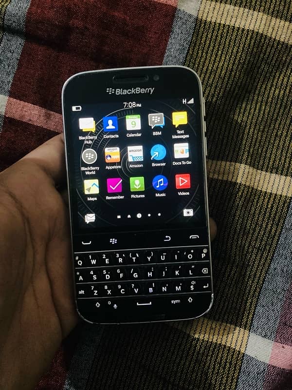 Blackberry Classic [Q20] 4